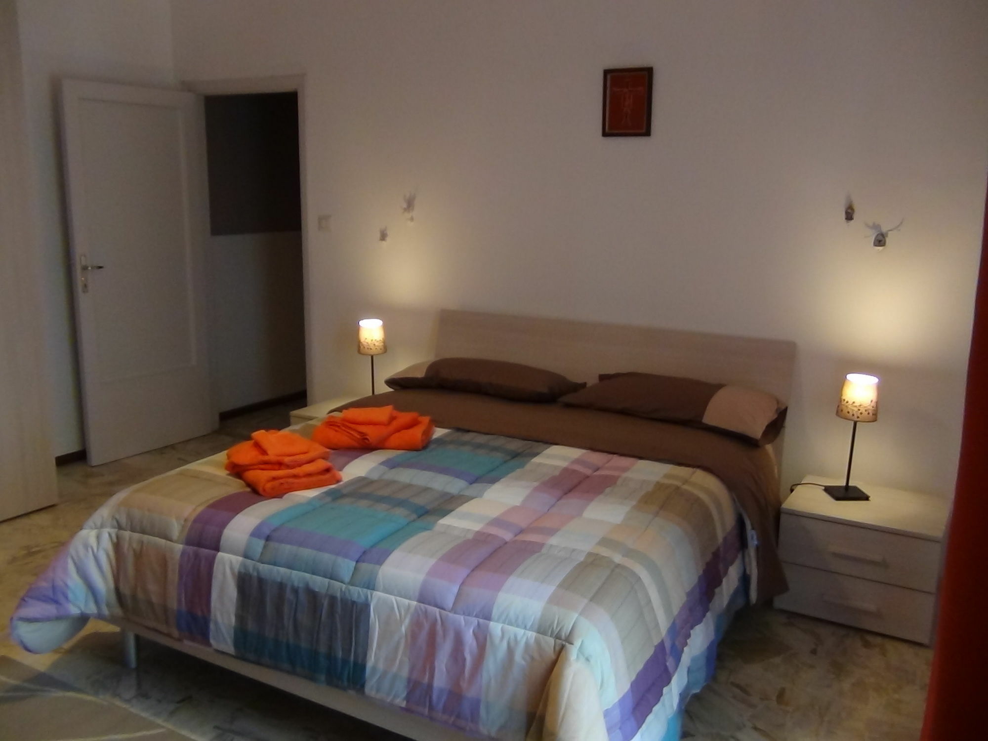 A Casa Di Franci Apartment Парма Екстериор снимка