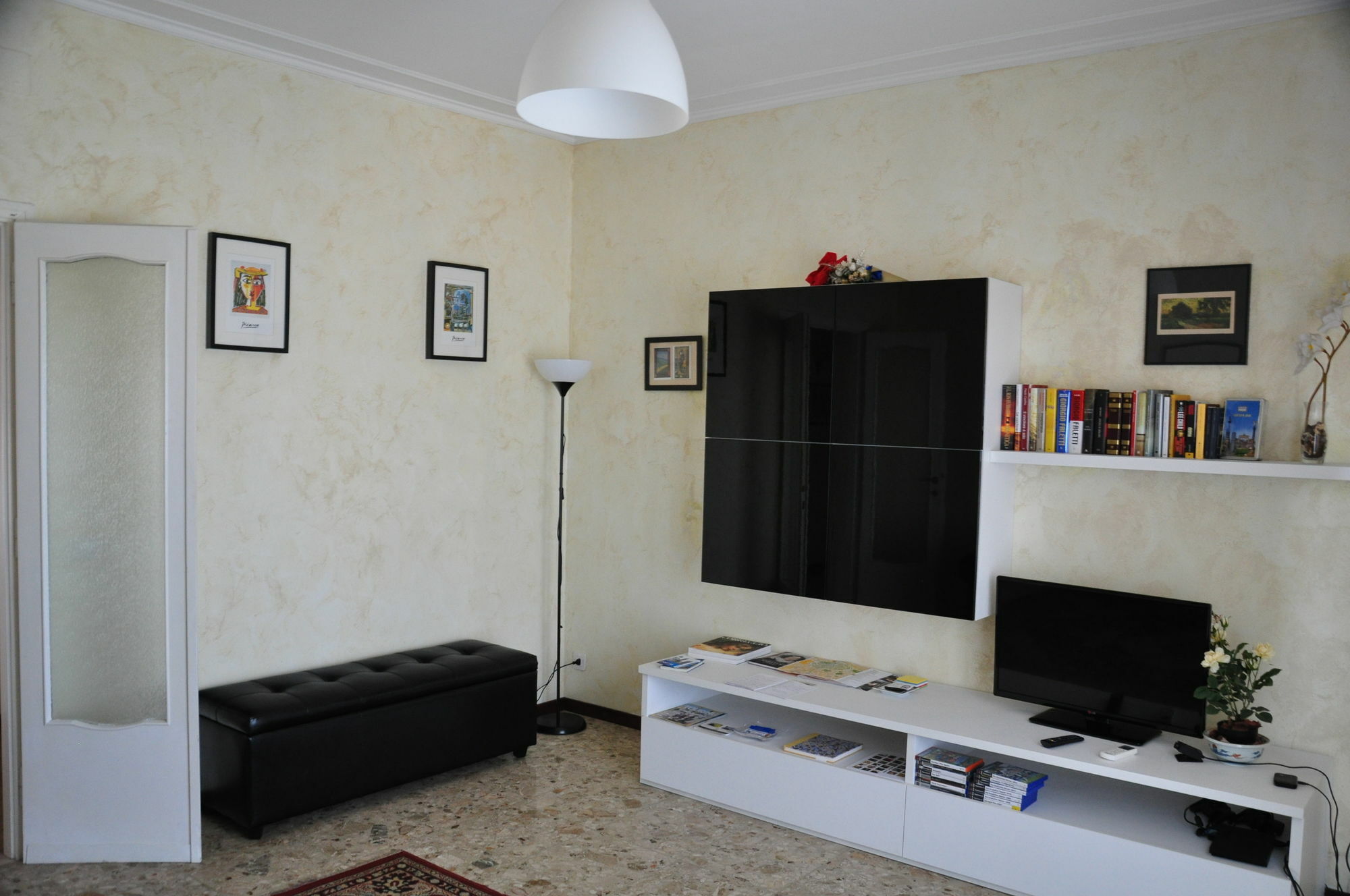 A Casa Di Franci Apartment Парма Екстериор снимка