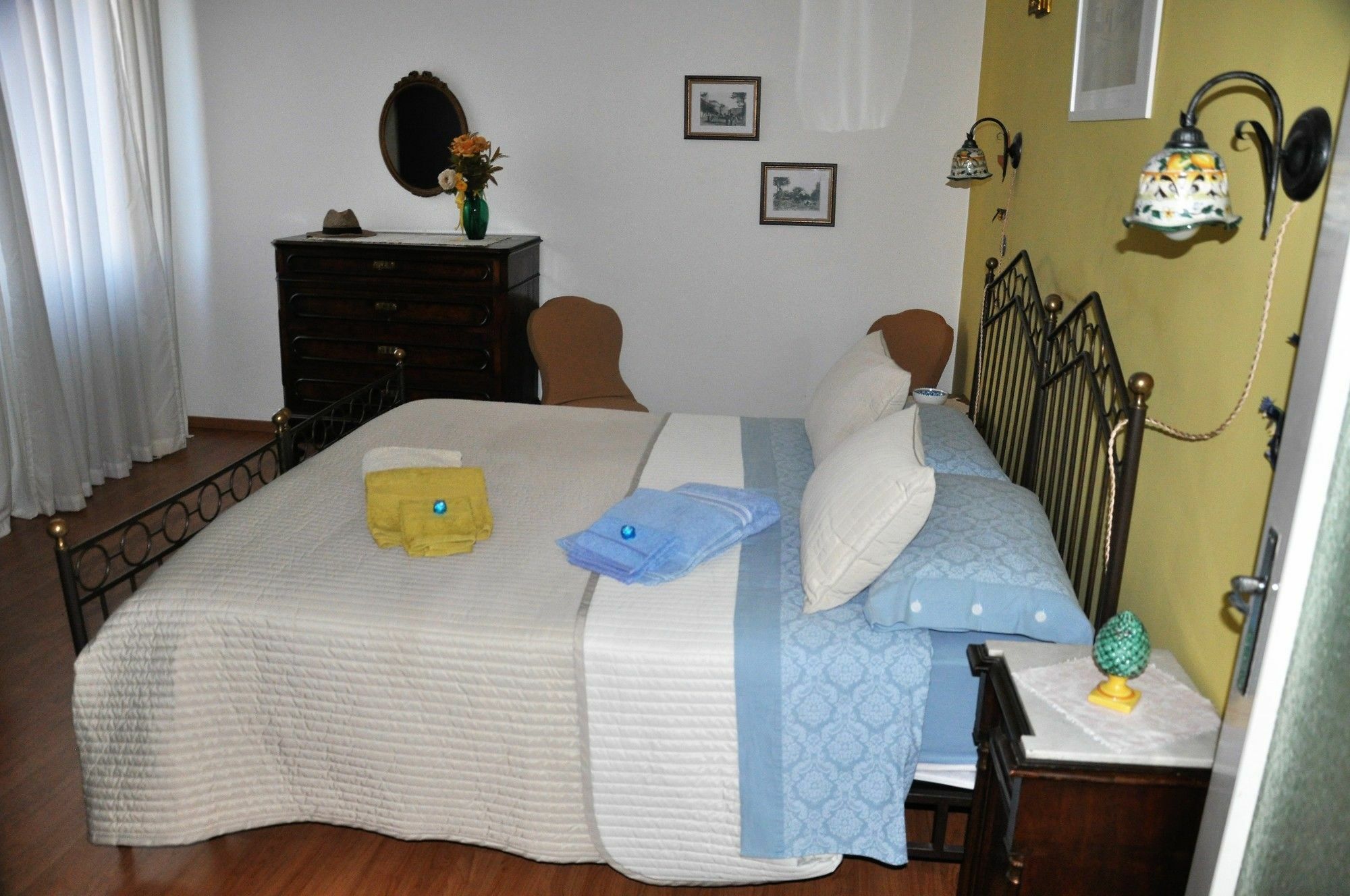 A Casa Di Franci Apartment Парма Екстериор снимка