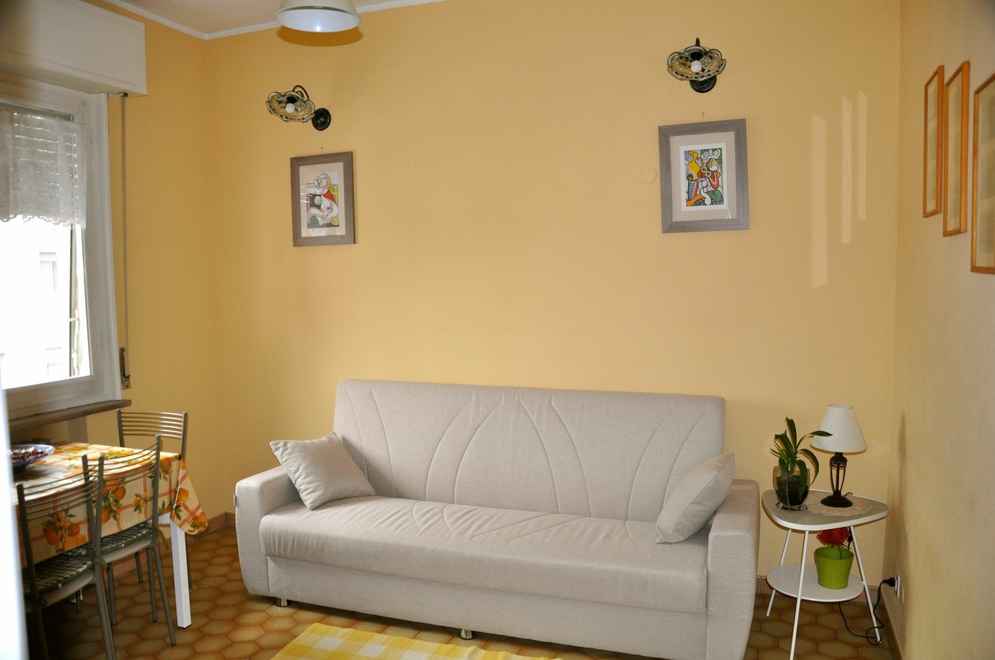 A Casa Di Franci Apartment Парма Екстериор снимка
