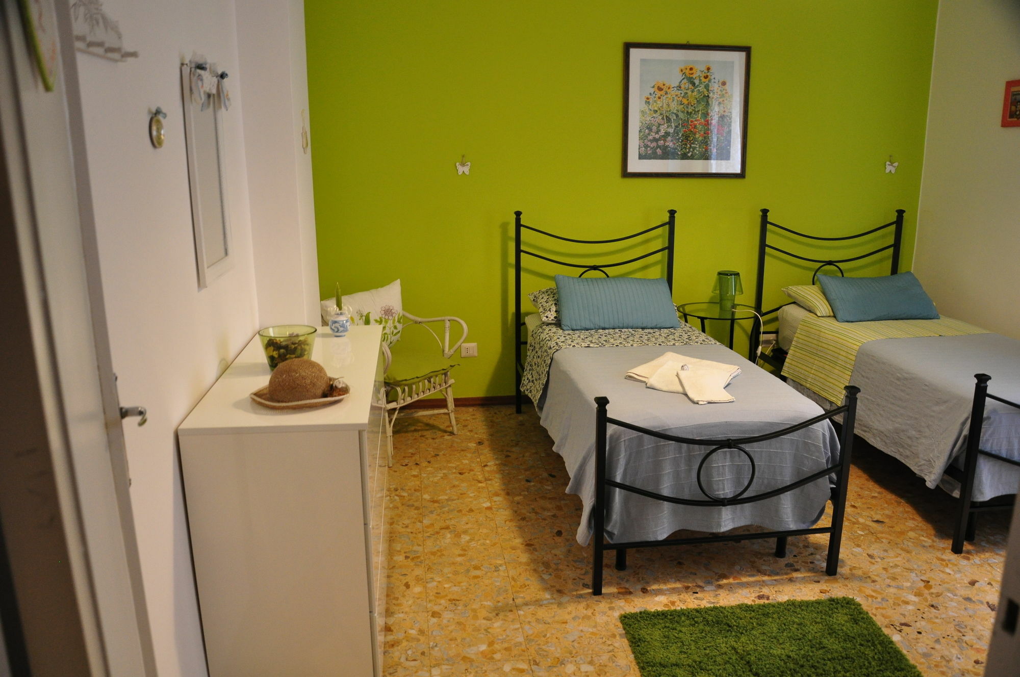 A Casa Di Franci Apartment Парма Екстериор снимка
